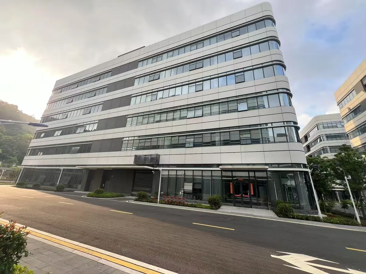 Sun Shing Optical factory exterior