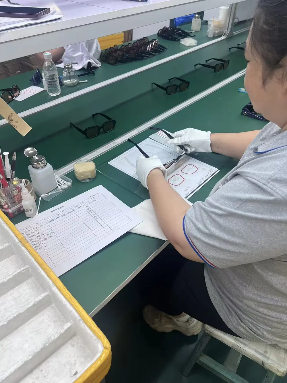 Eyewear quality control area